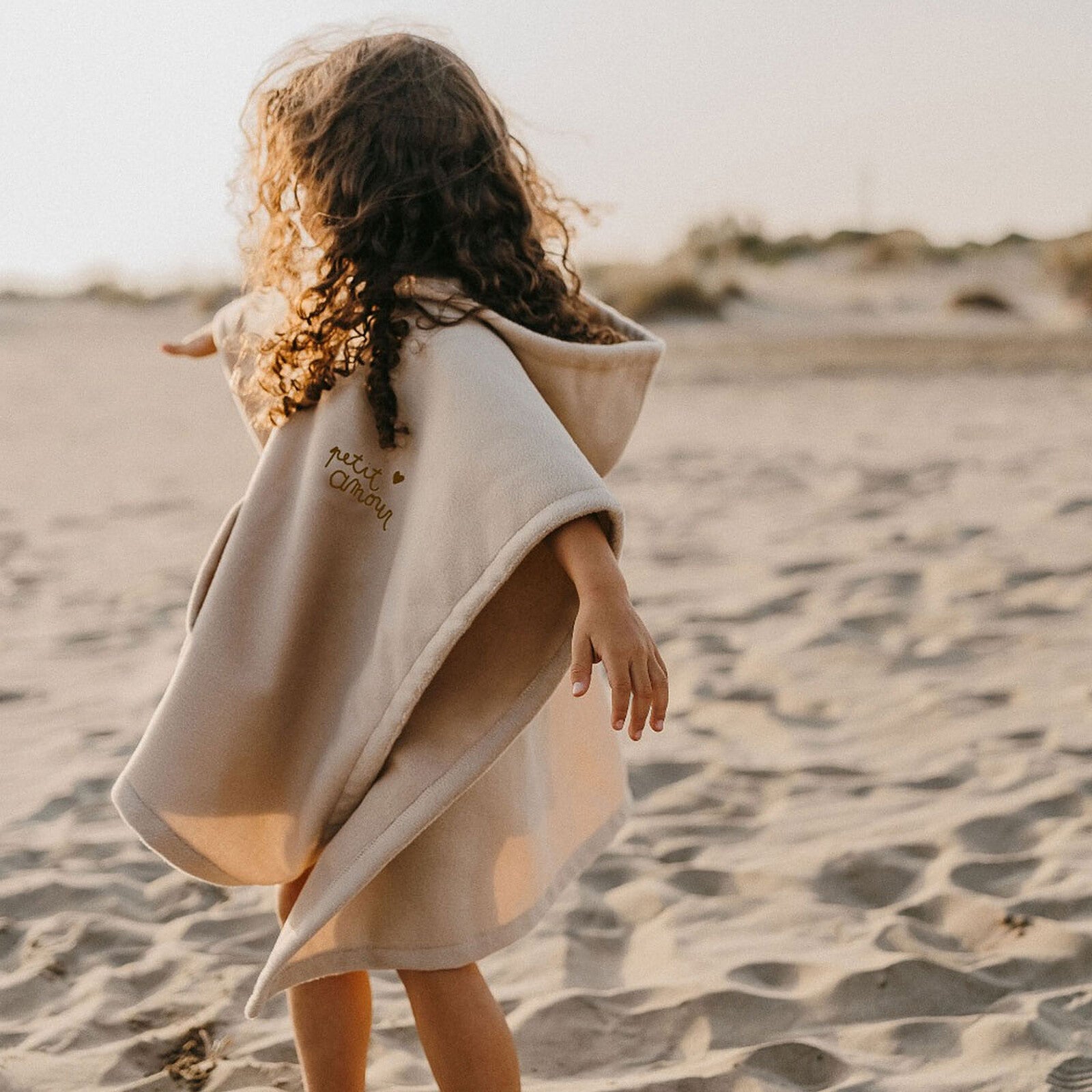 Cape Hiver Petit Amour Beige