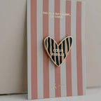 Pin's Coeur Rebelle