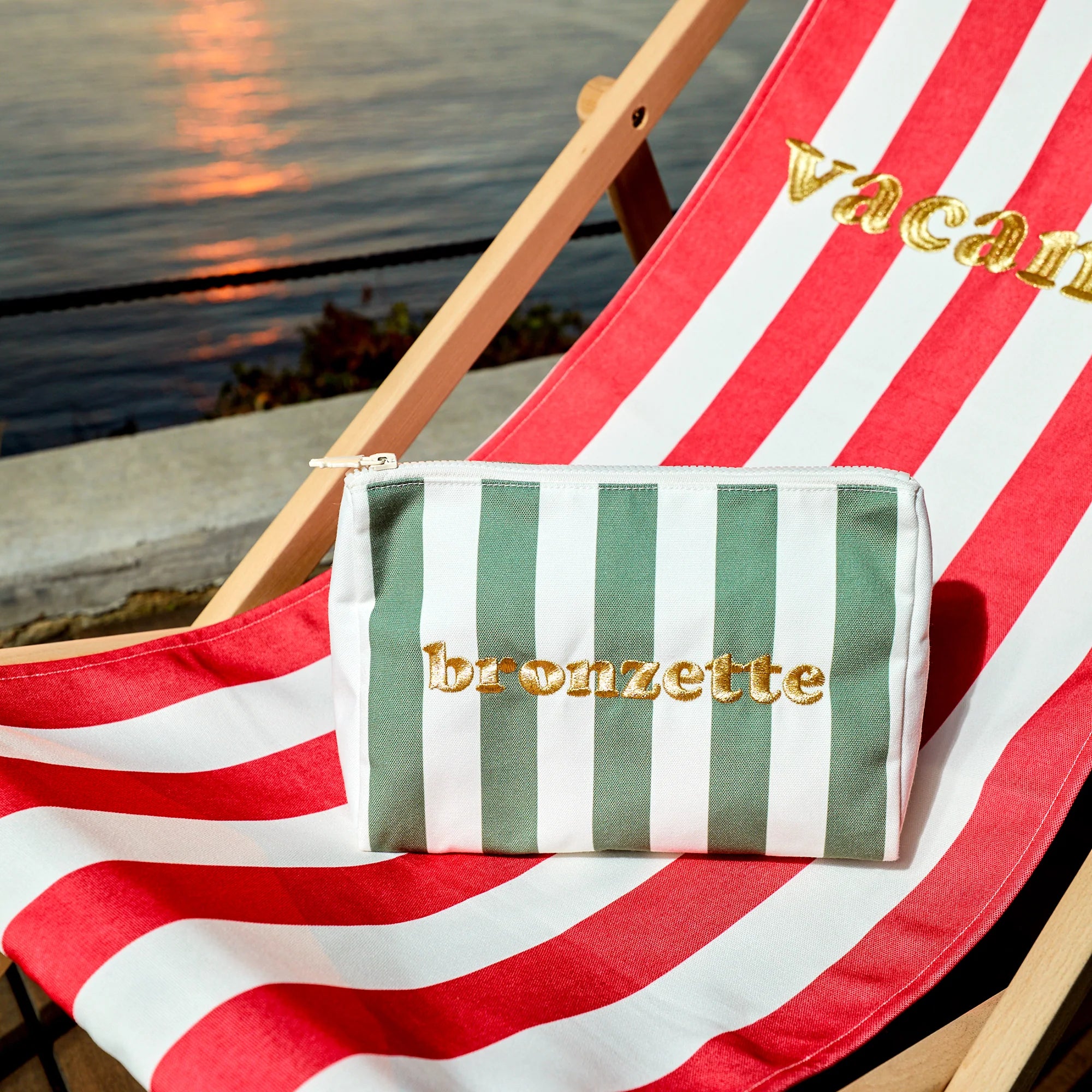 Pochette brodée Bronzette