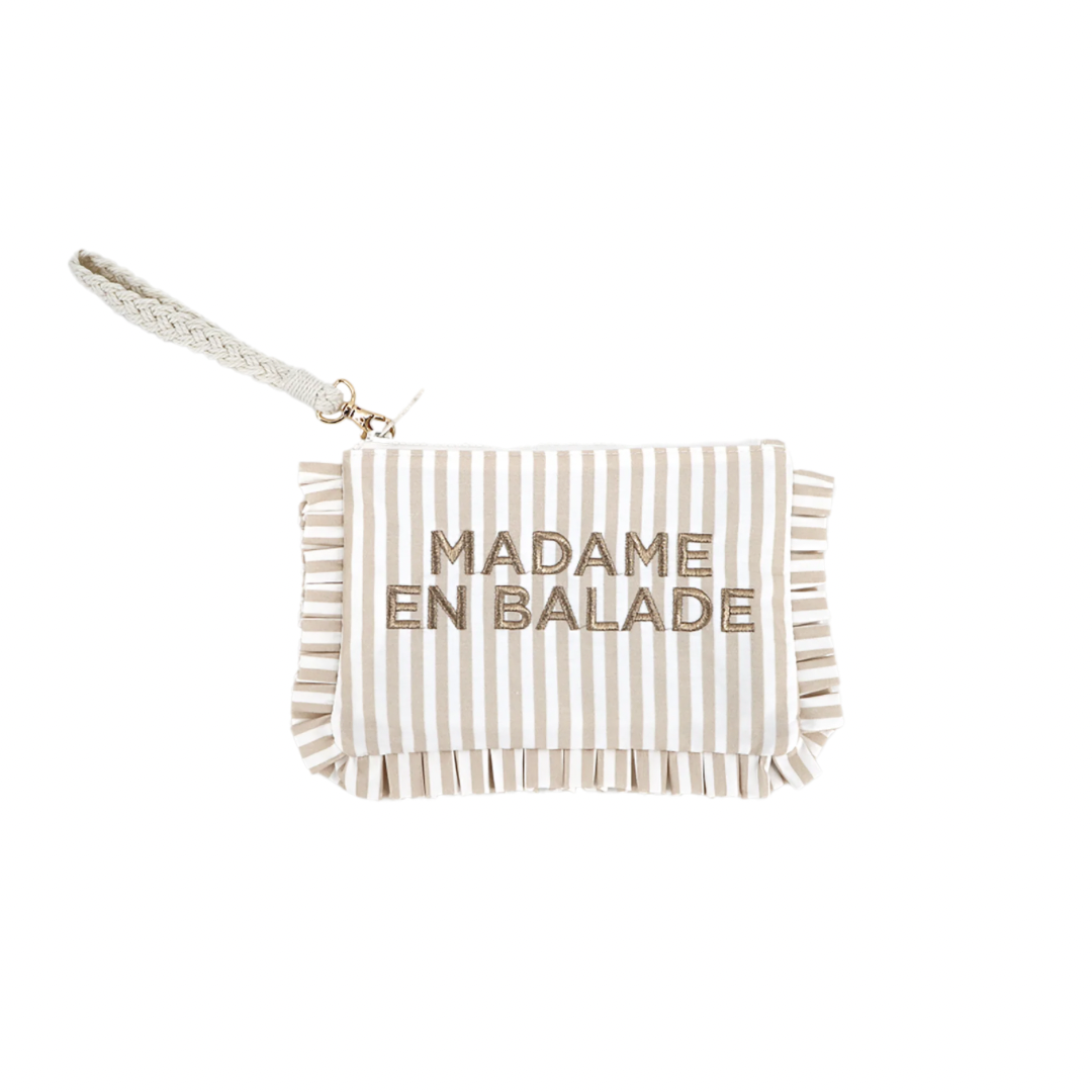 Pochette froufrou brodée Mme en Balade